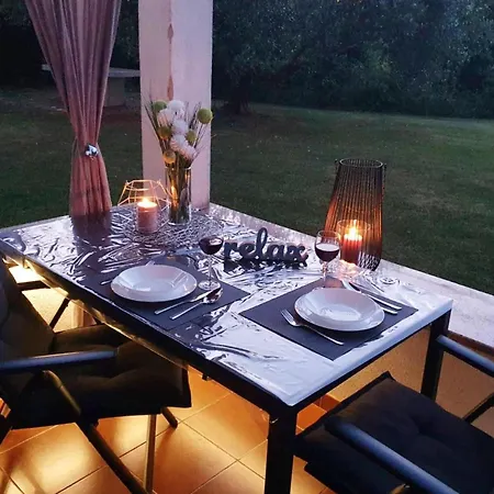 Appartement Bright Near The Sea In
